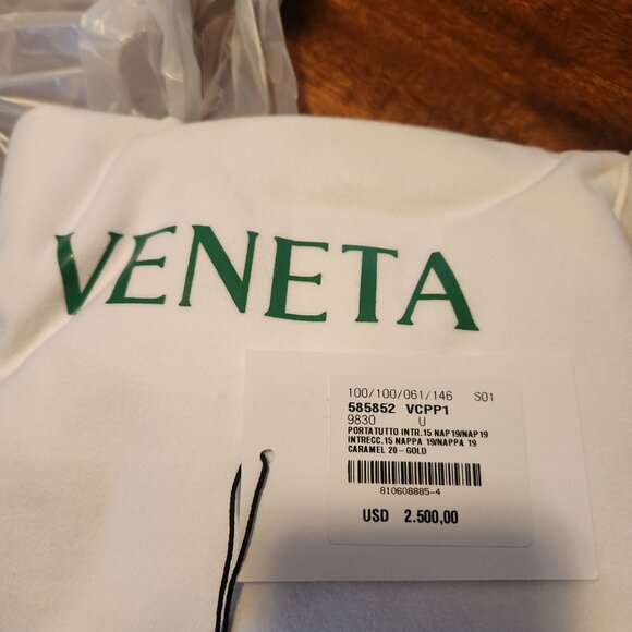 Bottega Veneta - Picture 2 of 5